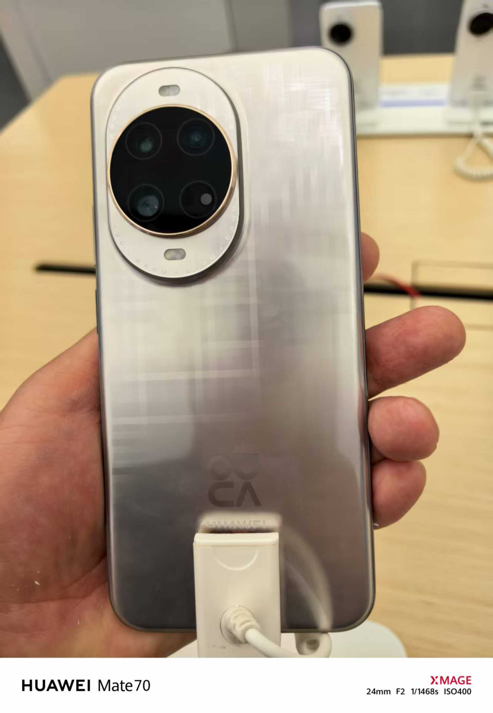 星耀新春，全能实力派：华为nova 14 Ultra 焕新登场(图2)