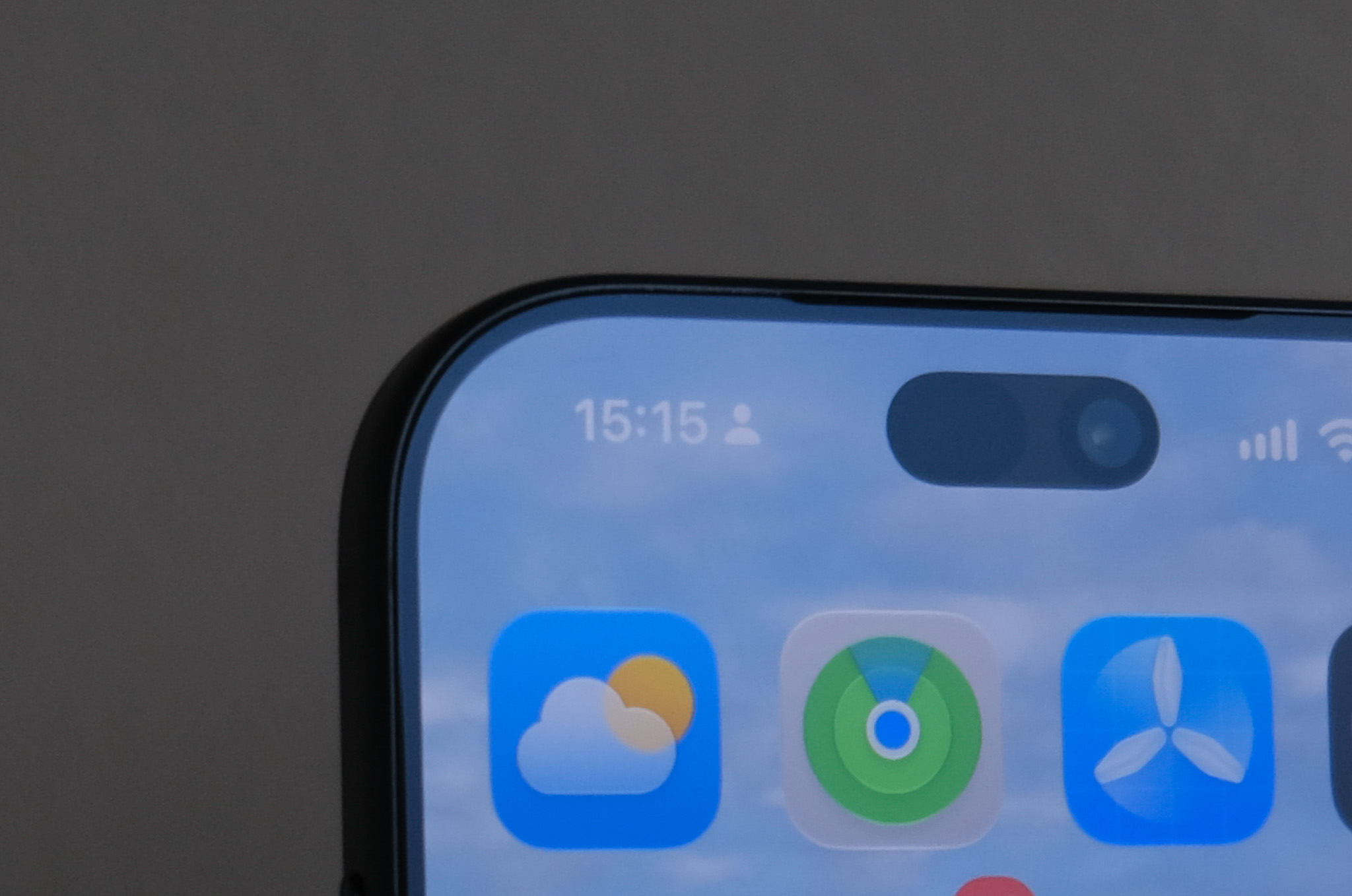 iPhone 18 Pro 对比 iPhone 17 Pro:重了 7 克,这钱到底该多花吗(图2) iPhone 18 Pro 对比 iPhone 17 Pro:重了 7 克,这钱到底该多花吗(图2)